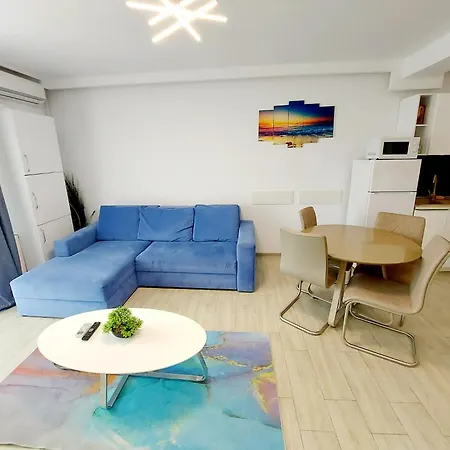 Sea View Mamaia Nord Cu Parcare Privata Apartmán *